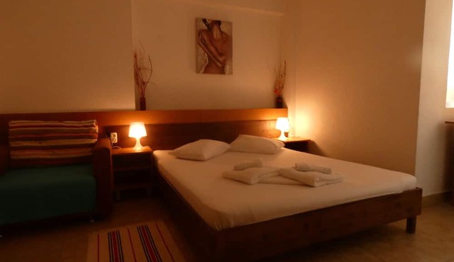 Taxi Hostel in Otopeni