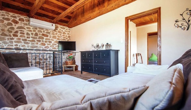 Holiday Home Zaton With Pool Near River Canyon