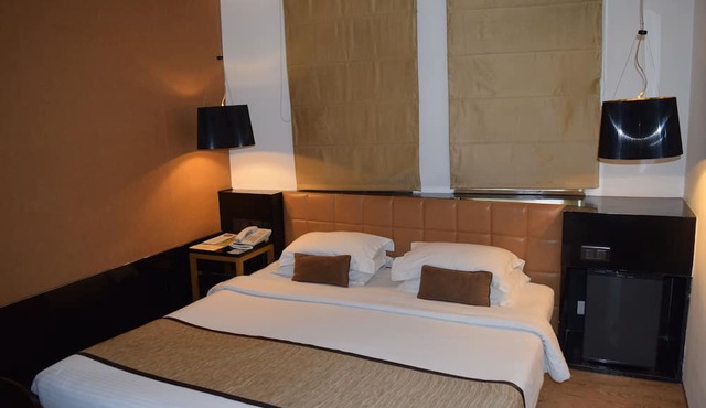 Hotel Palace Heights in New Delhi