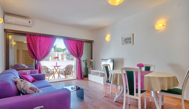 Apartments Zuvela in Split