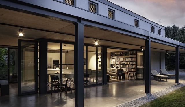 The Perfect Place to get away from It all, 19 km from beach. Sleeps 6 in Dutovlje