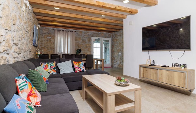 Villa Stone Castle