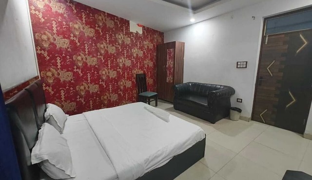 HOTEL VCR INN in New Delhi