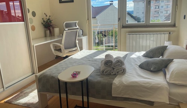 Remodeled family home on hill w/AC in all bedrooms. Pet-friendly! in Banja Luka