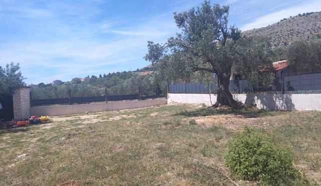 Holiday Home Sunny Retreat