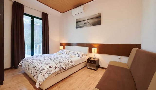 Apartments Vujina