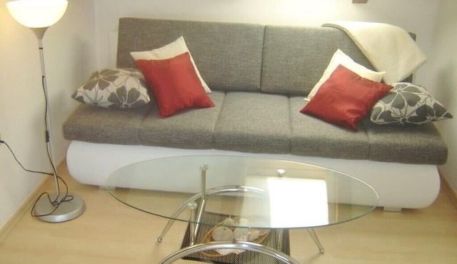 Apartments Frane, (14519), Kaštel Stari, hr