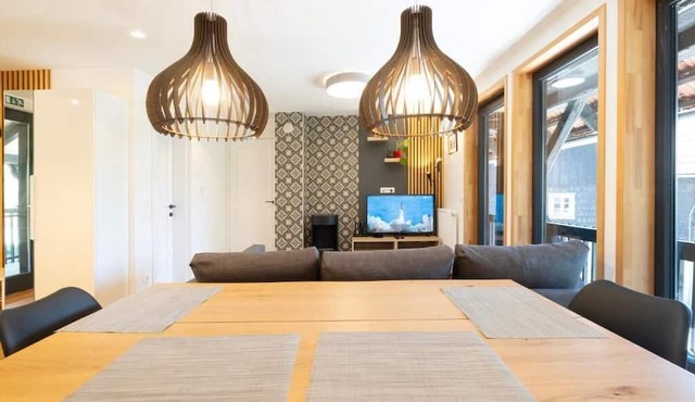 Apartments pri fencu in Jesenice