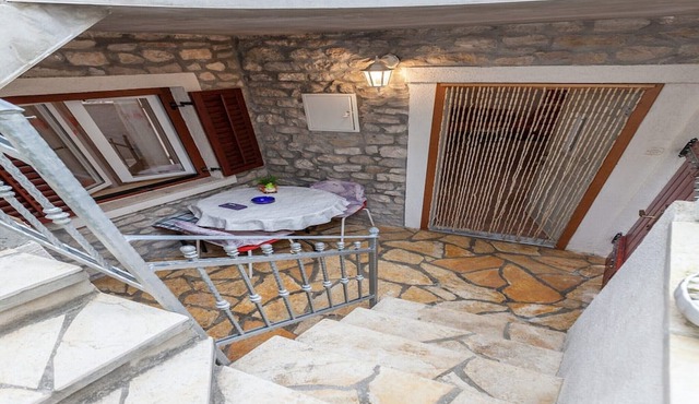 Oldtown apartment Apola 1 in Bibinje