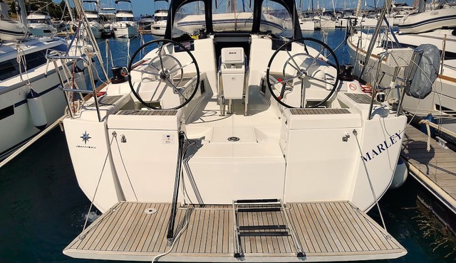 Sun-Kissed Sailing Adventure in Zadar, Croatia