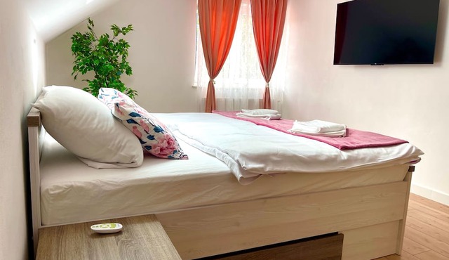 Two bedroom apartment with terrace Ličko Lešće, Velebit (A-27649-a)