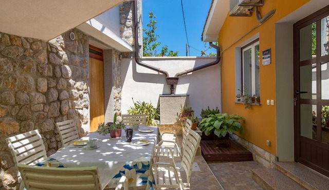 Sandalj by Interhome