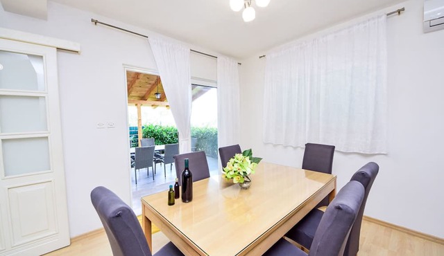 Apartment Klarić by Interhome