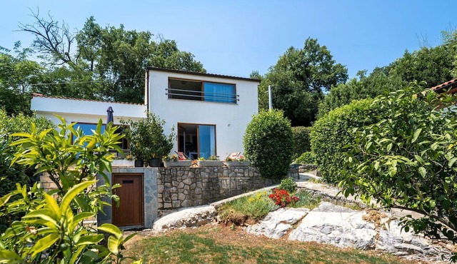 Lovely apartment for 2 people with A/C, WIFI, TV, terrace and pets allowed