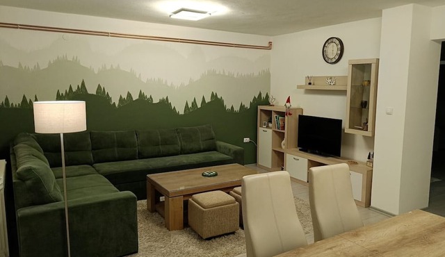Divas Apartment - Two Bedroom Apartment in Pale