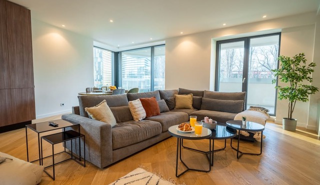 Designer Apartment in Aviatiei Tower in Bucharest