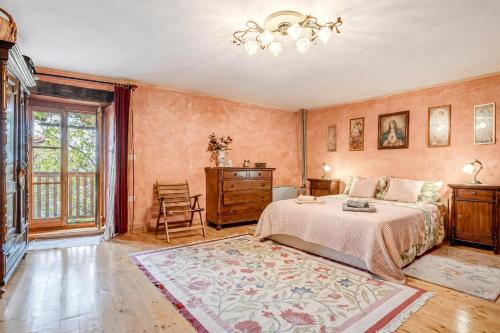 Traditional Karst House Rozina with Garden - Happy Rentals in Kras