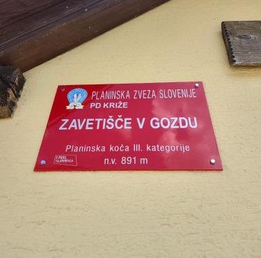 Zavetišče v Gozdu in Trzic