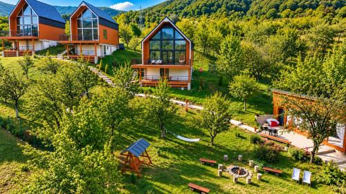 Triovista Chalets in Nehoiu