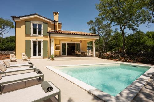 VIlletta Malner-Privat Luxury Pool Retreat on Krk Island in Garica