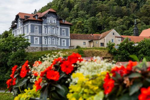 Lodge Trtinka/w Terrace & BBQ in Nature - Happy Rentals in Žalec