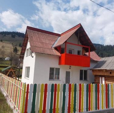 Casa Curcubeu in Ceahlău