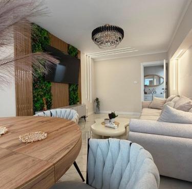 Luma Apartment in Tecuci