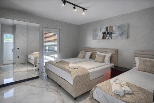 DINLUX Luxury Apartment in Maribor