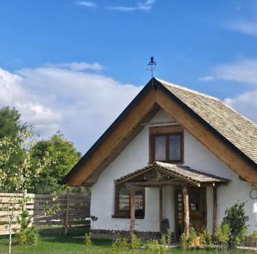 Kuća od slame PANONSKI MORNAR in Backi Monostor