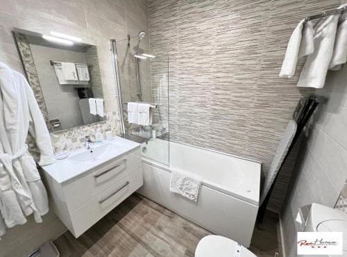 ResHome Apartments&Rooms in Focsani