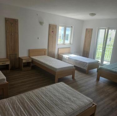 Kuca za izdavanje in Trebinje