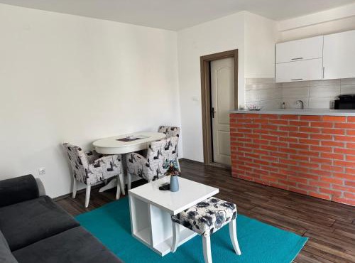DUBROVNIK - IVANICA: “SUNNYHILLS APARTMENTS” WITH POOL in Ivanica