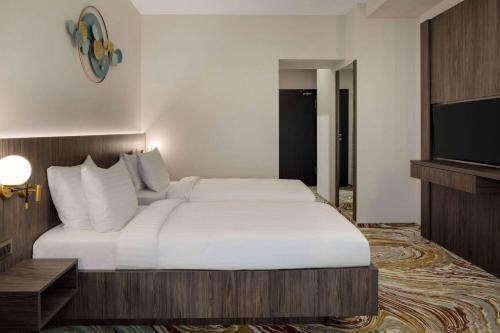 Ramada by Wyndham Bucharest Otopeni Airport in Bucharest
