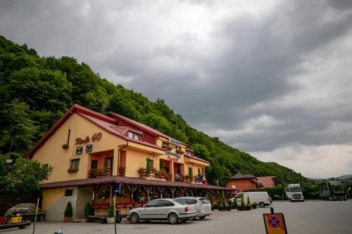 Pensiune Restaurant ROUTE60 in Ciucea